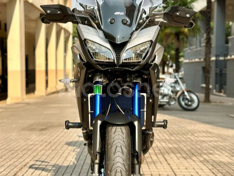 Yamaha MT-09 Tracer - Vista 11