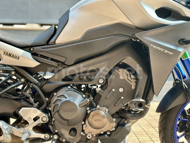 Yamaha MT-09 Tracer - Vista 19