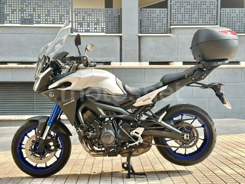 Yamaha MT-09 Tracer - Vista 32