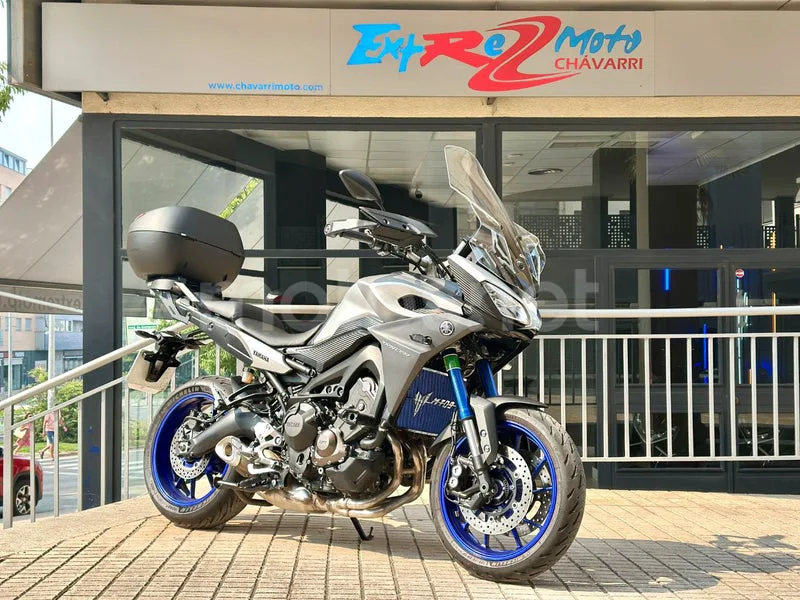 Yamaha MT-09 Tracer - Vista 42