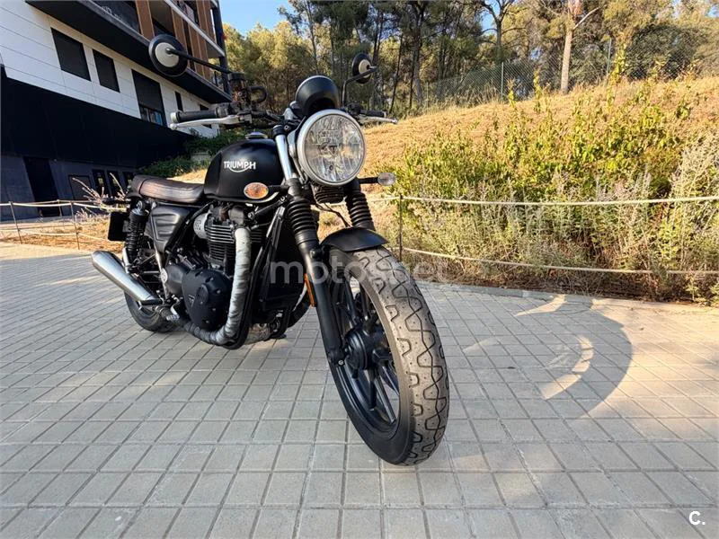 Triumph Street Twin 6200 € 2018 Barcelona - 1
