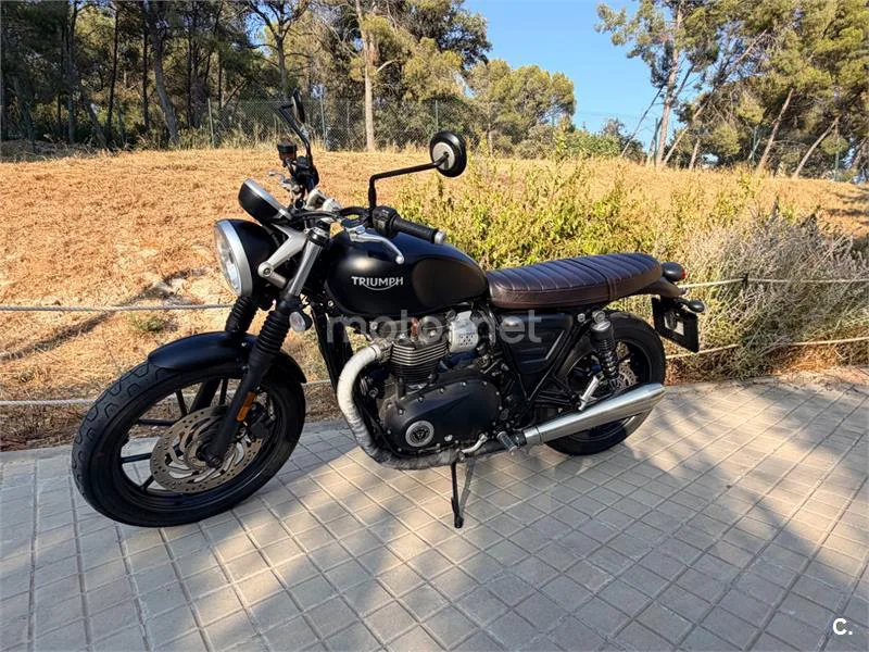 Triumph Street Twin - Vista 4