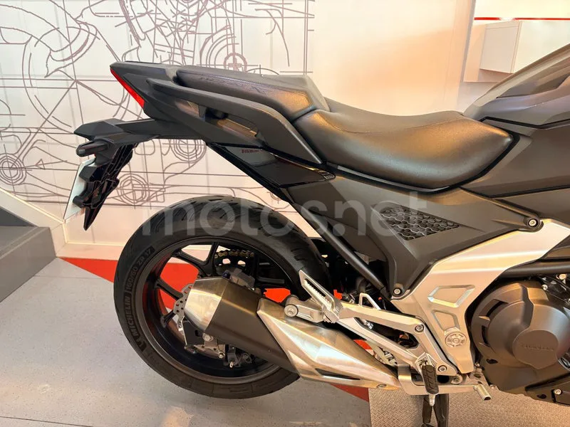 Honda NC750X - Vista 7