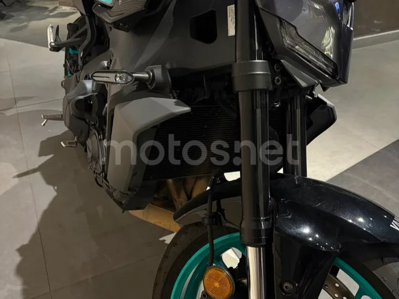 Yamaha MT-09 - Vista 4