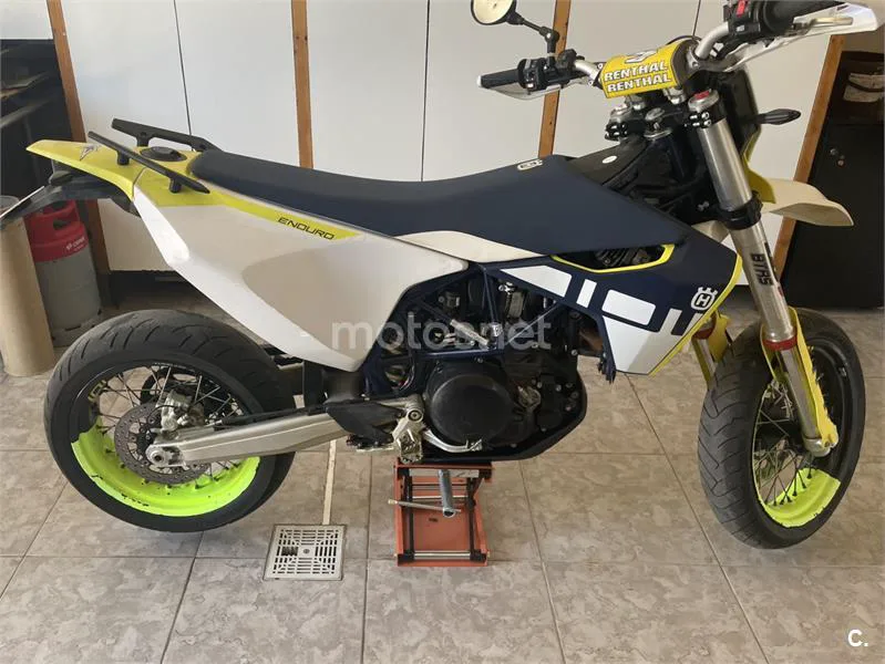 Husqvarna 701 Supermoto 9500 € 2024 Madrid - 1