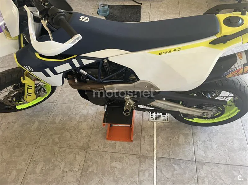 Husqvarna 701 Supermoto 9500 € 2024 Madrid - 2
