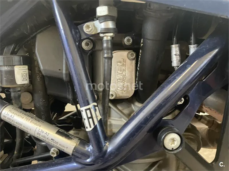 Husqvarna 701 Supermoto - Vista 6