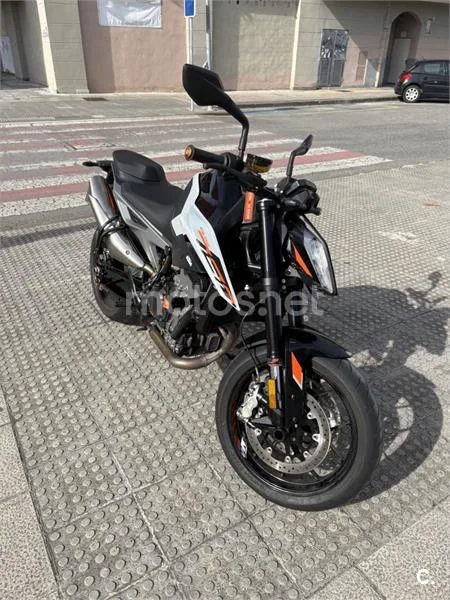 KTM 790 Adventure - Vista 3