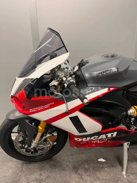 Ducati Panigale V2 - Vista 4