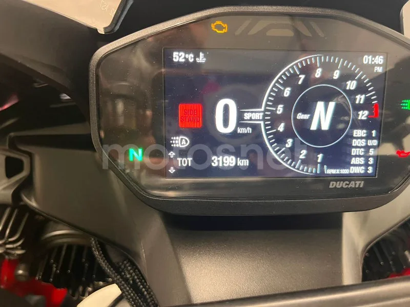 Ducati Panigale V2 - Vista 10