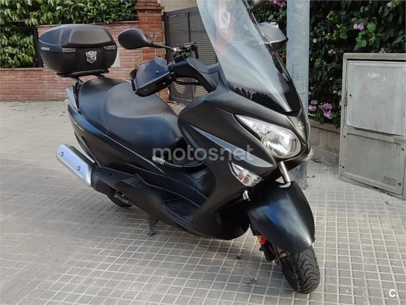 Suzuki Burgman 125 1900 € 2015 Barcelona - 2