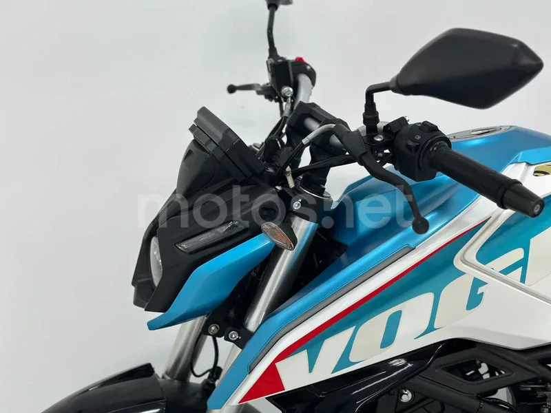 Voge 125R - Vista 12