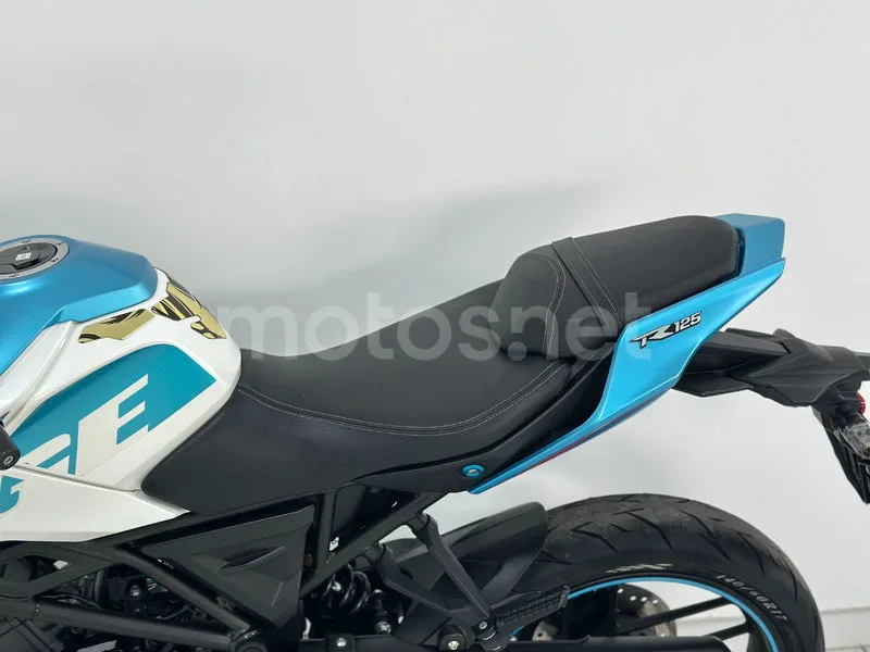 Voge 125R - Vista 17