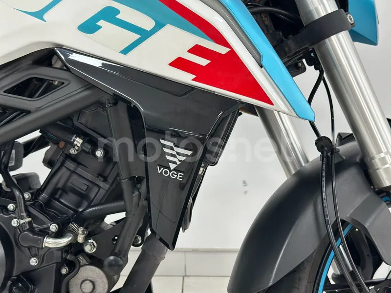 Voge 125R - Vista 25