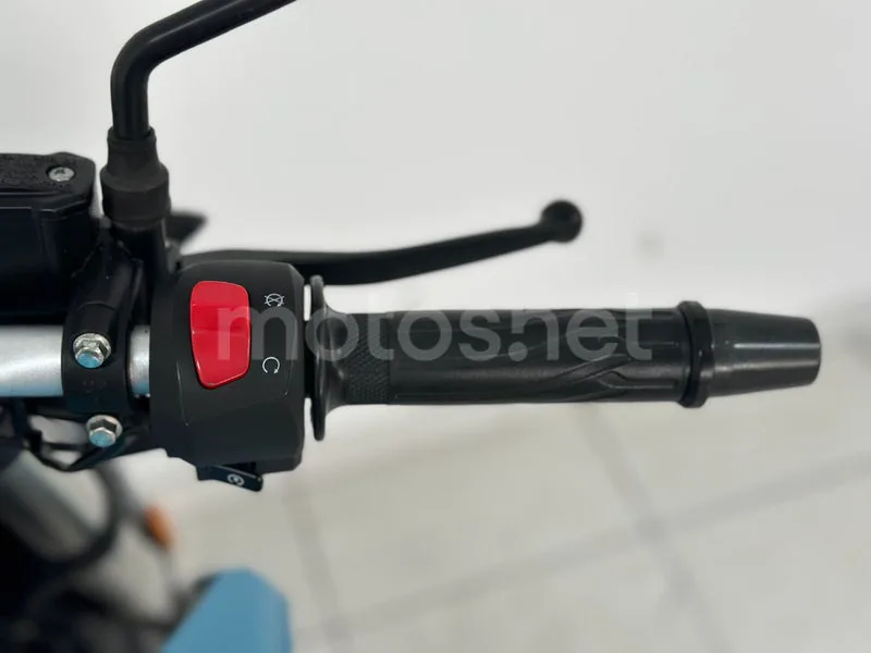 Voge 125R - Vista 10