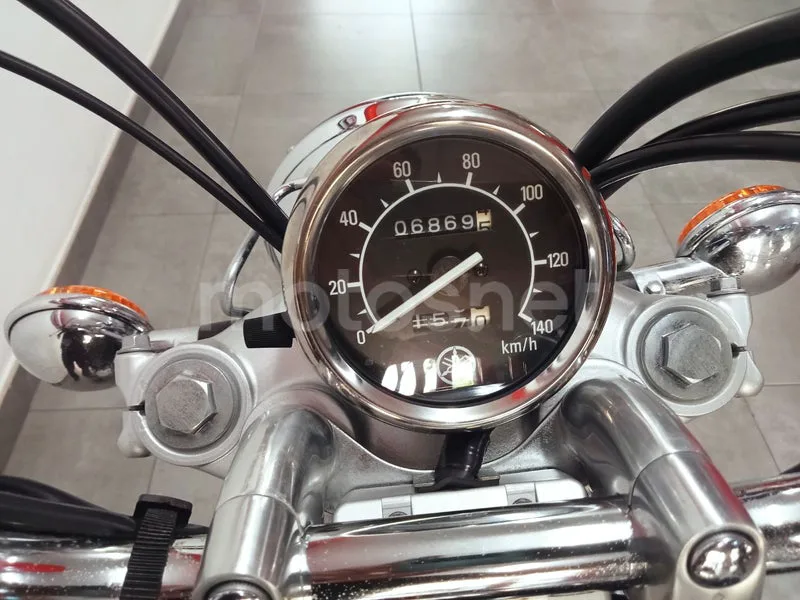 Yamaha XV250 Virago - Vista 12