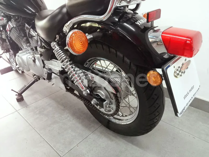 Yamaha XV250 Virago - Vista 5