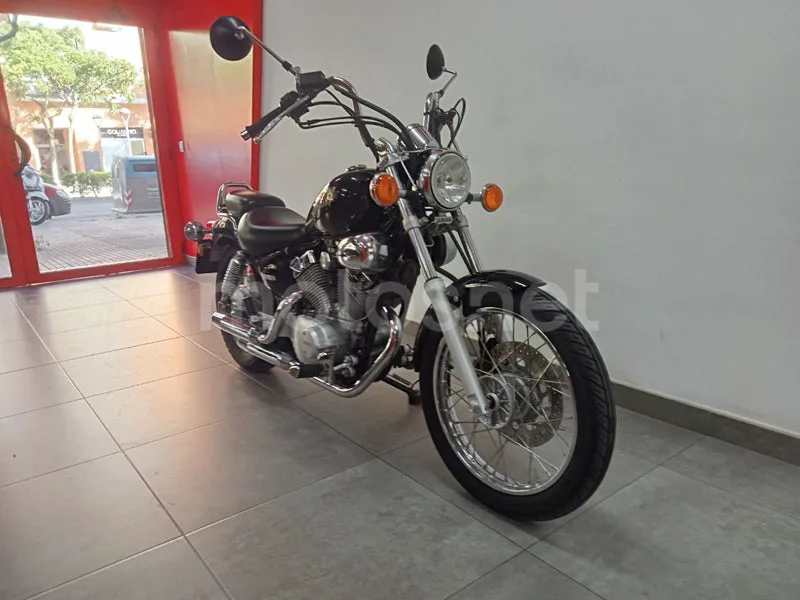 Yamaha XV250 Virago - Vista 10