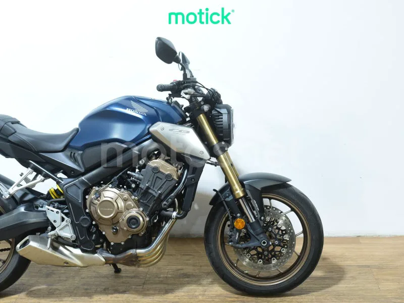 Honda CB650R - Vista 4