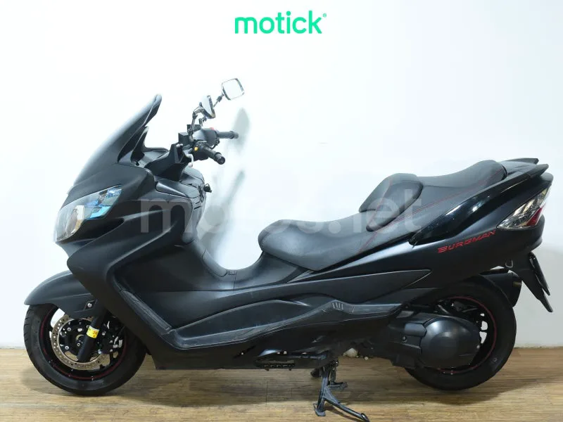 Suzuki Burgman 400 - Vista 7