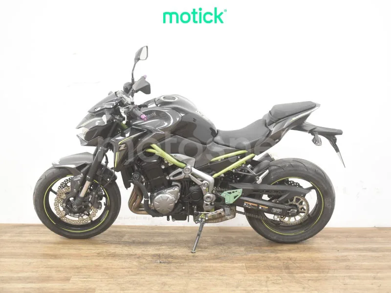 Kawasaki Z900 - Vista 6