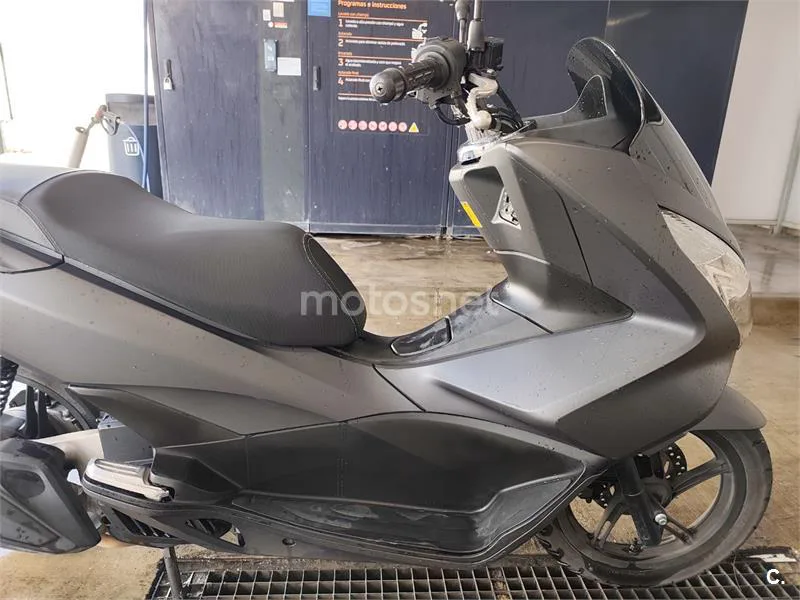 Honda PCX125 - Vista 4