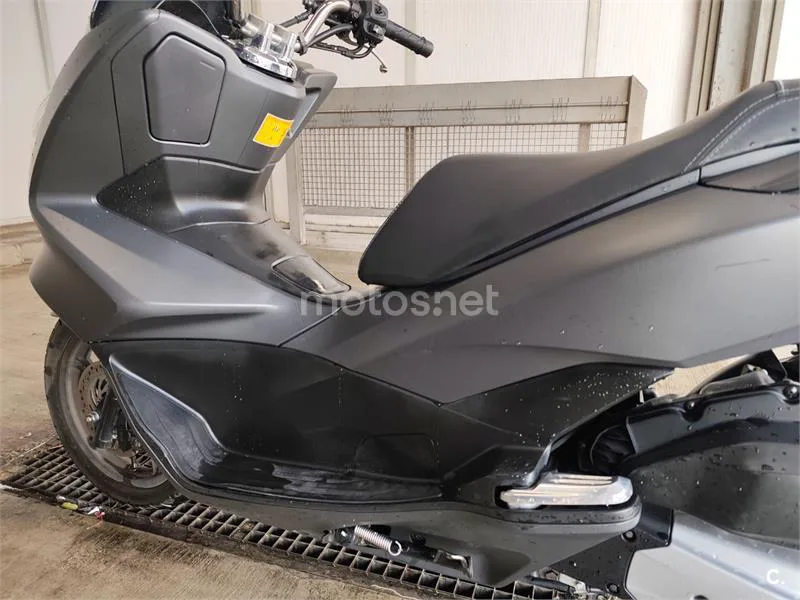 Honda PCX125 - Vista 10
