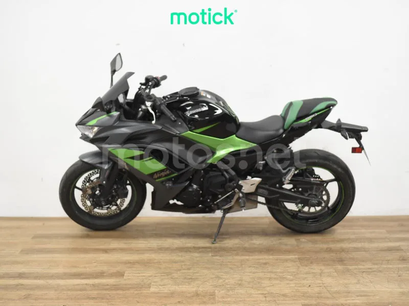 Kawasaki Ninja 650 - Vista 6