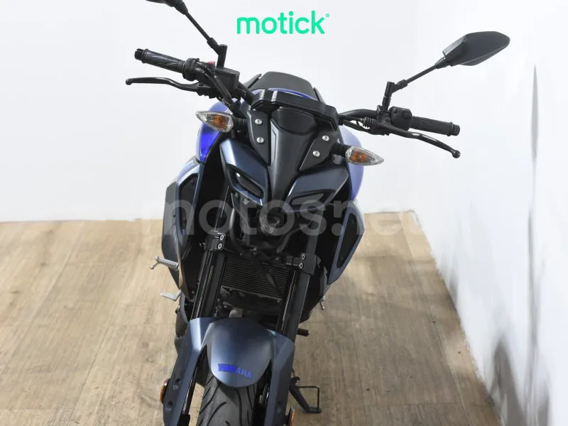 Yamaha MT-125 - Vista 10