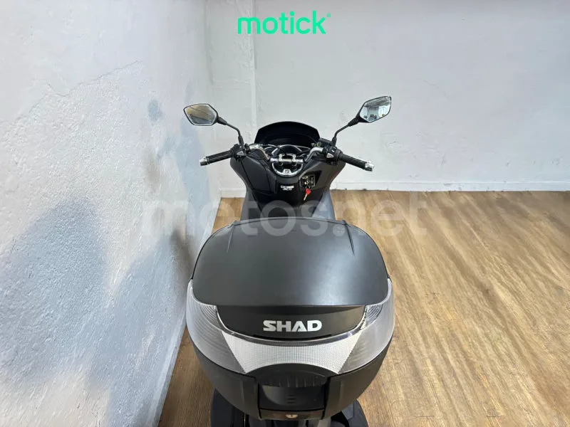 Honda PCX125 - Vista 5