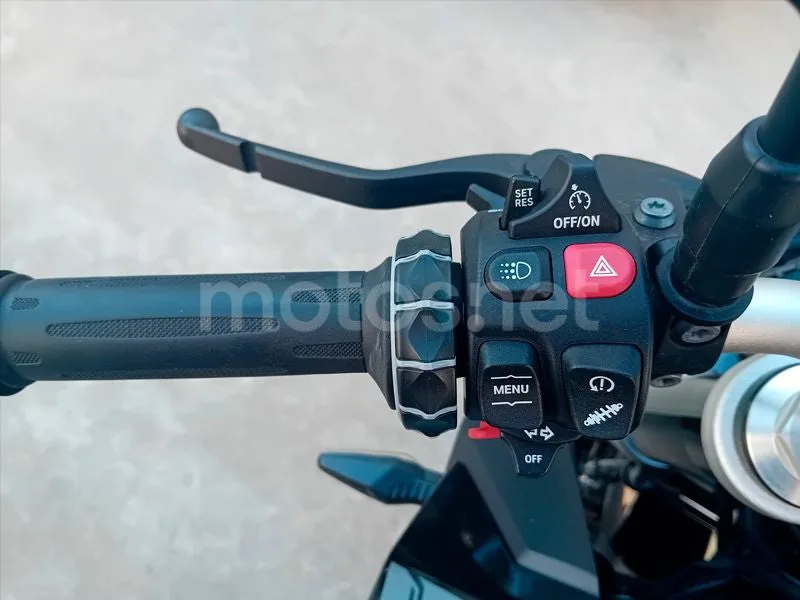 BMW F 900 R - Vista 11
