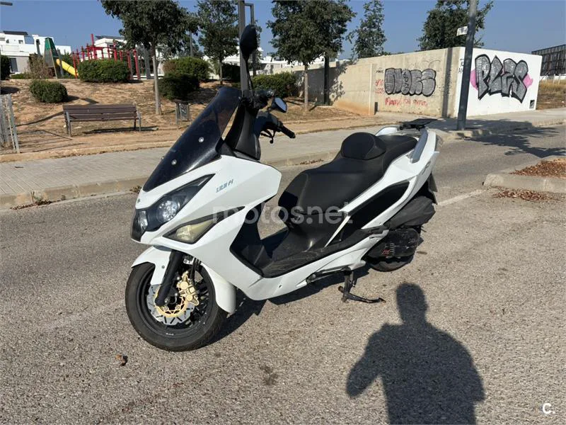 Daelim S3 125 FI 1300 € 2012 Valencia - 1