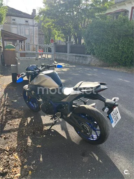 Yamaha MT-03 - Vista 4