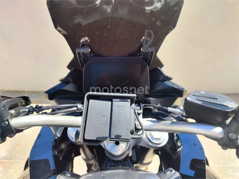 BMW F 900 XR - Vista 3