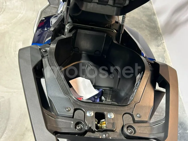 Honda X-ADV - Vista 15