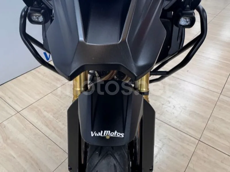 Voge 900DSX - Vista 16