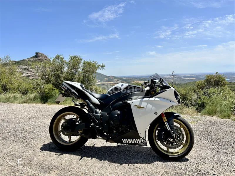 Yamaha YZF-R1 - Vista 6
