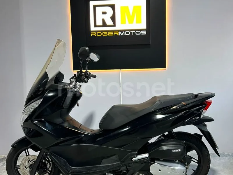 Honda PCX125 2200 € 2016 Barcelona - 1