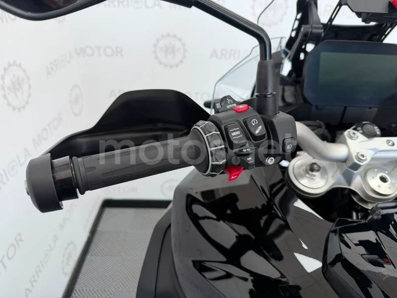 BMW F 900 GS - Vista 11