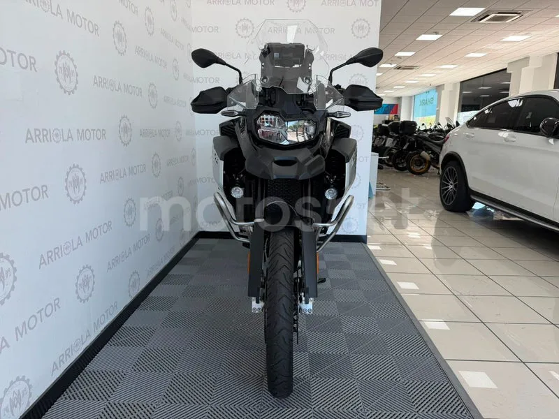 BMW F 900 GS - Vista 4