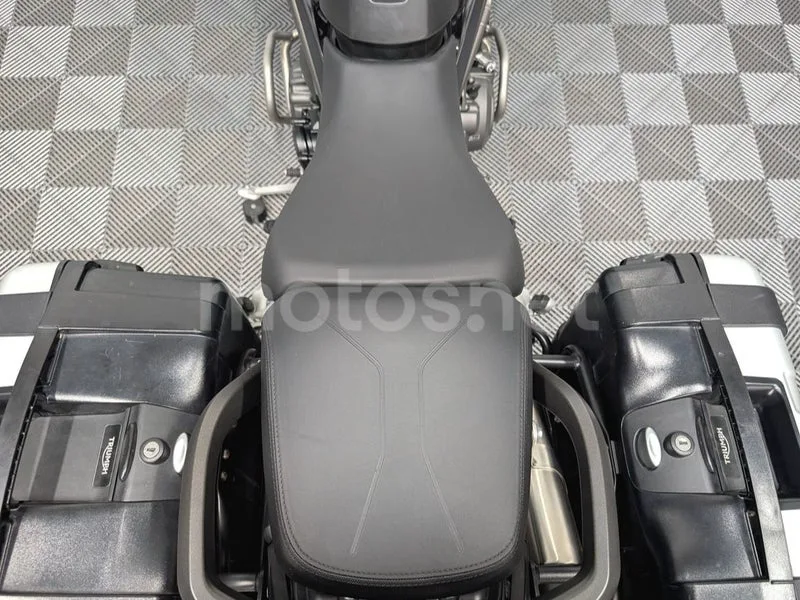 Triumph Tiger 1200 - Vista 9