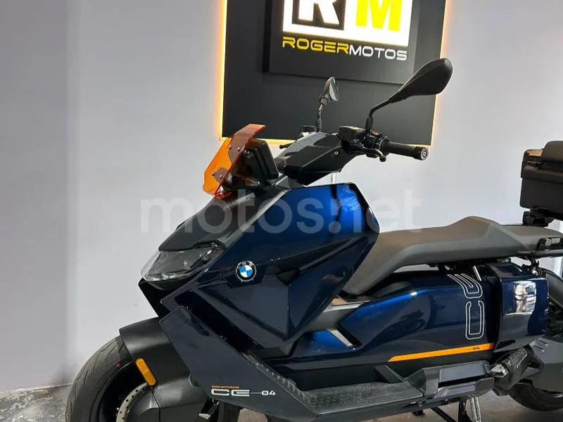 BMW CE 04 - Vista 5