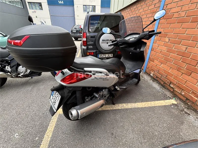 Yamaha XMAX 125 1990 € 2007 Araba - 1