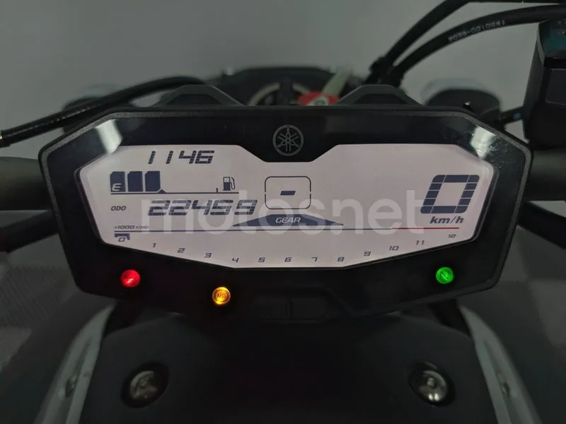 Yamaha MT-07 - Vista 11