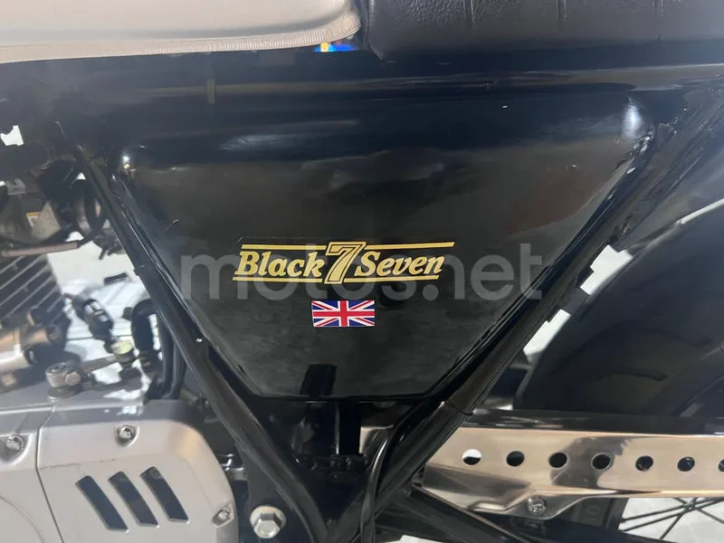 MASH Black Seven - Vista 40