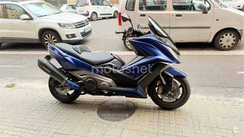 Kymco AK 550 - Vista 3
