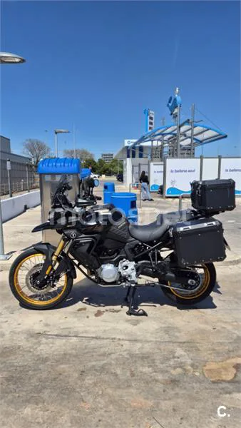 Voge 900DSX - Vista 3