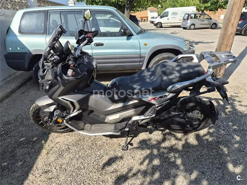 Honda X-ADV - Vista 10