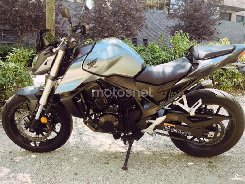 Honda CB750 Hornet - Vista 9