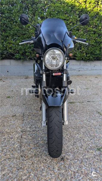 Suzuki Bandit 650 - Vista 3